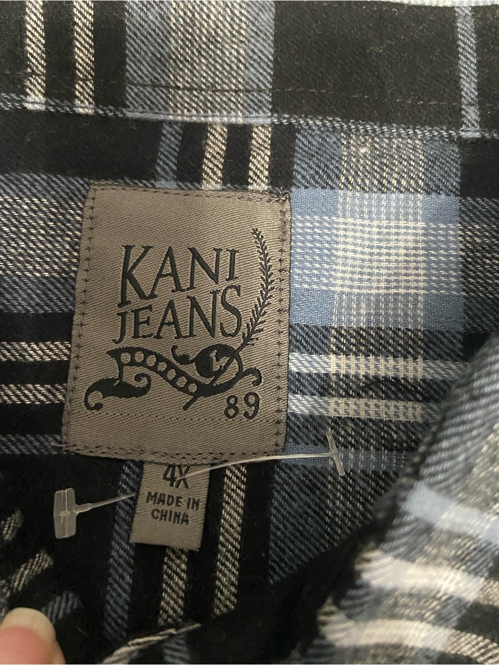 KARL KANI Mens Flannel Plaid Button Up Shirt Blue Black White 4X Outdoors - Picture 4 of 17